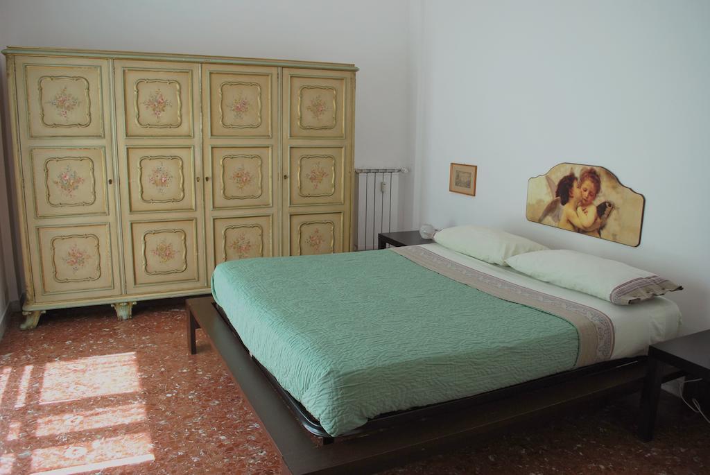 A Casa Di Pe' Casa Vacanze Рим Номер фото